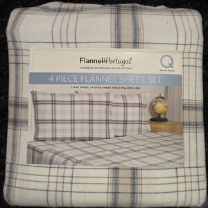 Blue and White Plaid Sheet Set
